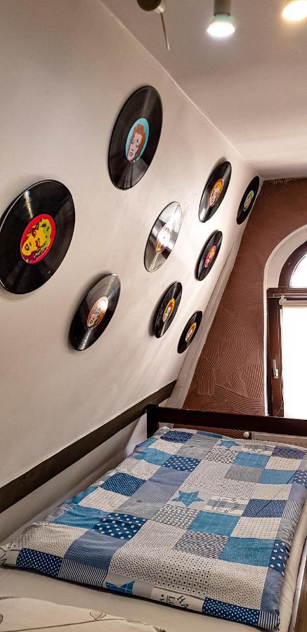 W Rynku Hostel Wroclaw Bagian luar foto
