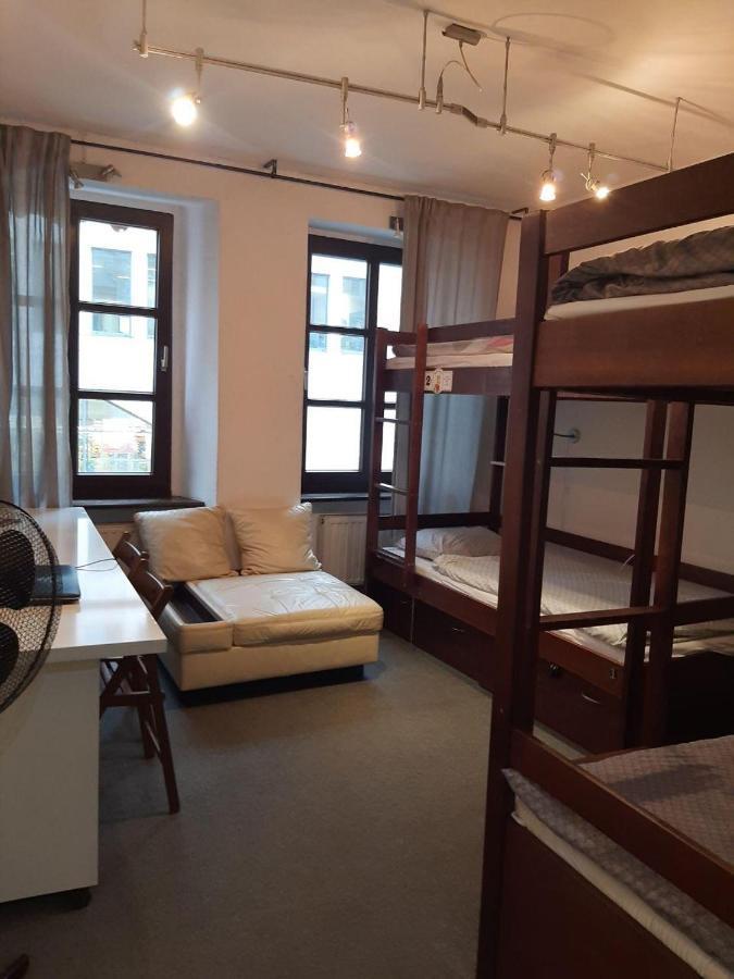 W Rynku Hostel Wroclaw Bagian luar foto